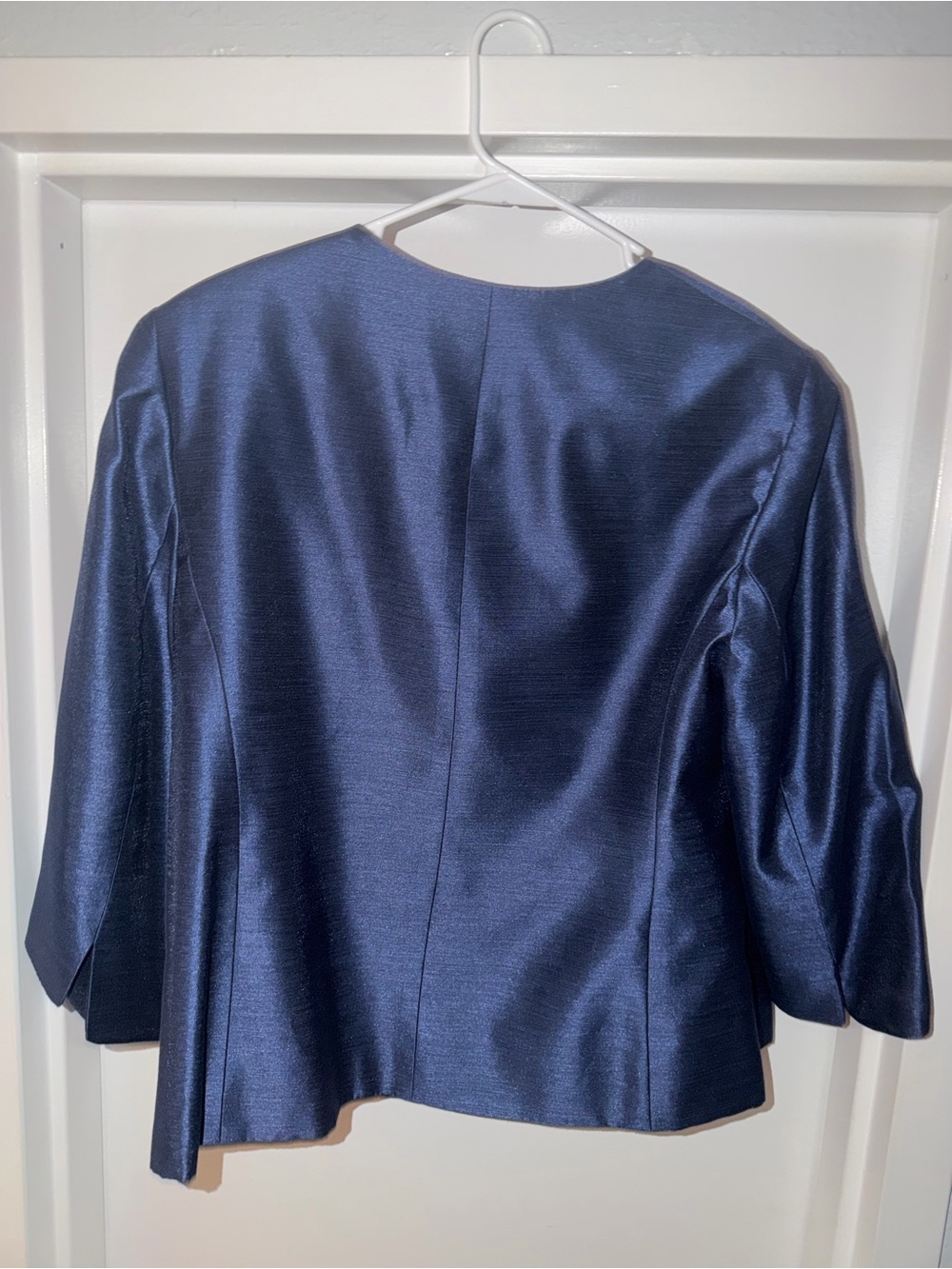Nipon Boutique Navy Satin-Effect Floral Trim Blazer 18W - Picture 5 of 6